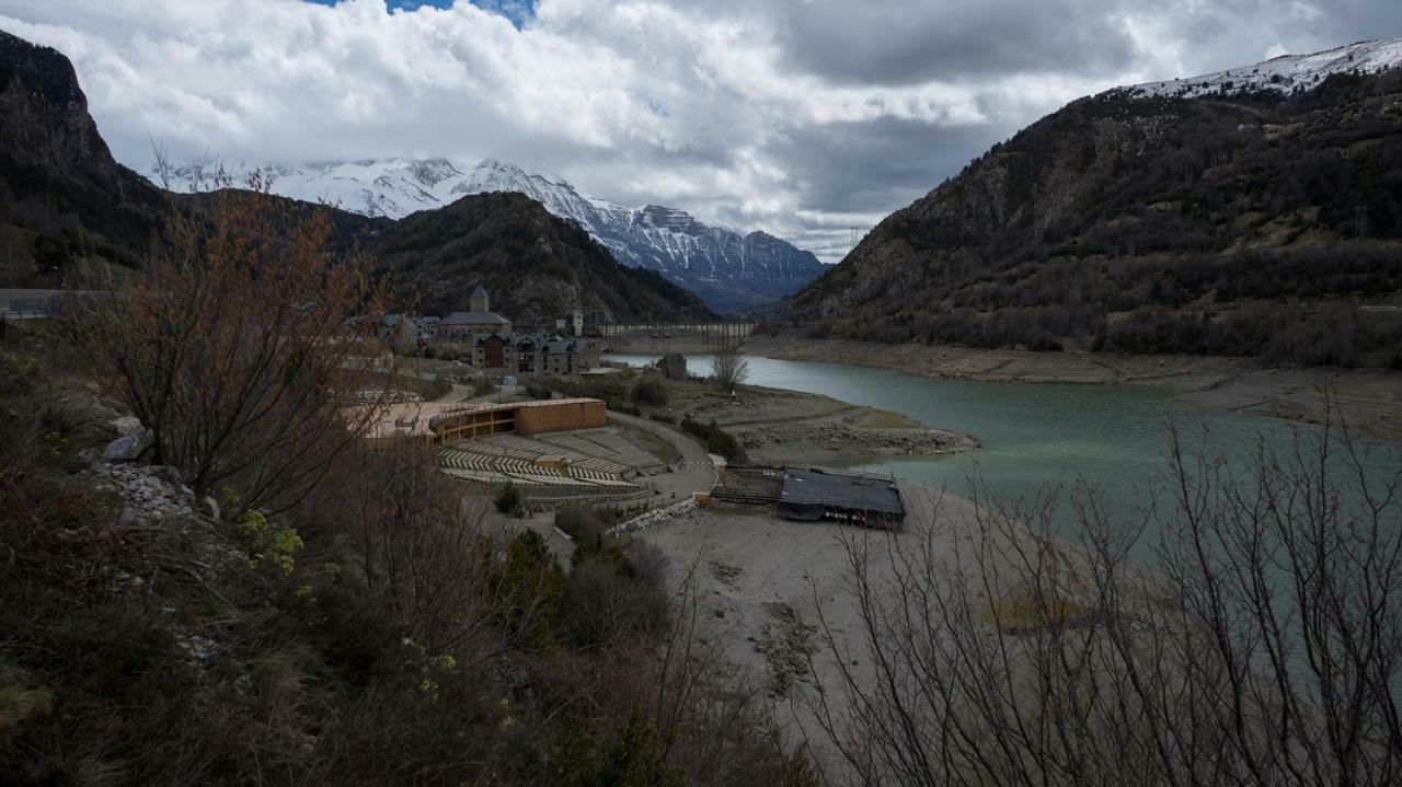 Vistas Espectaculares, Wifi Y Parking Daire El Pueyo de Jaca Dış mekan fotoğraf